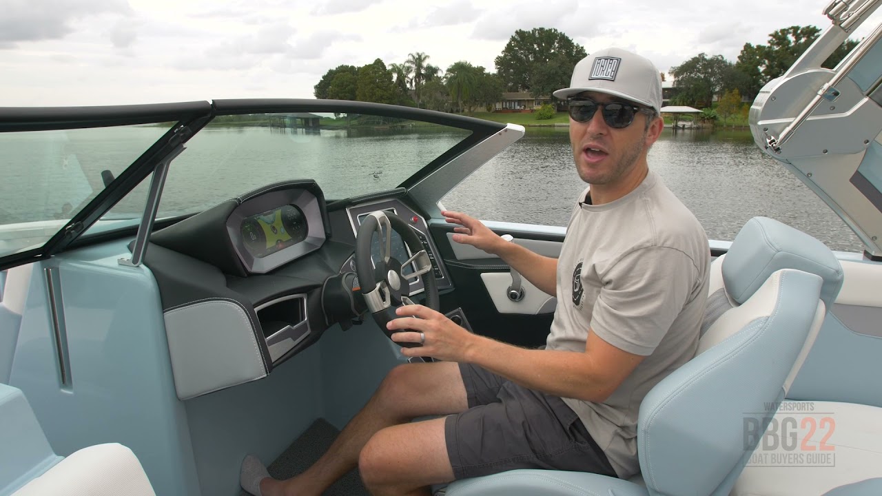MasterCraft XT24 - 2022 Watersports Boat Buyers Guide