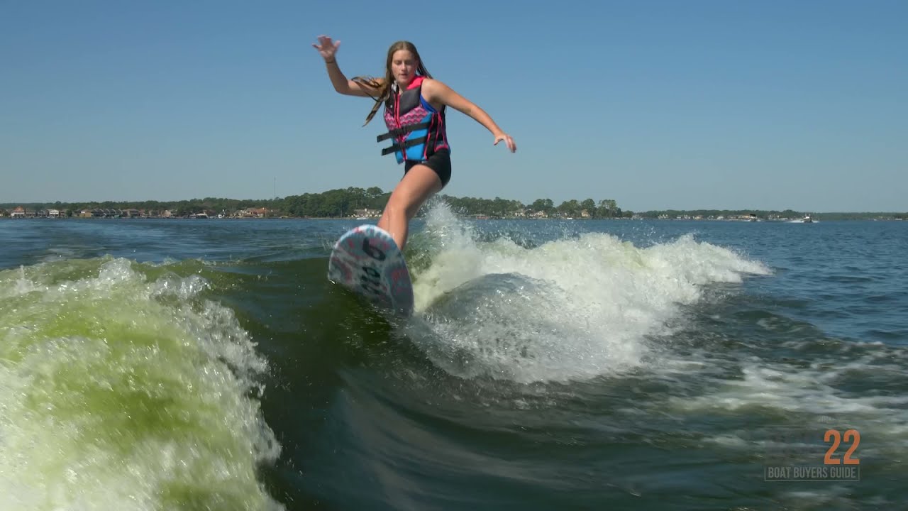Centurion Ri230 - 2022 Watersports Boat Buyers Guide